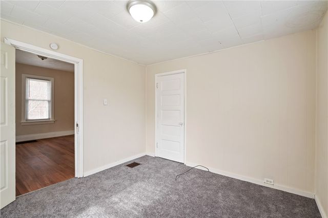 1013 Henry St, Smith, PA 15054