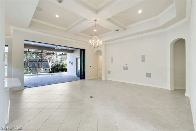 6419 VIVALDI CT, Naples, FL 34113