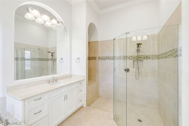 6419 VIVALDI CT, Naples, FL 34113