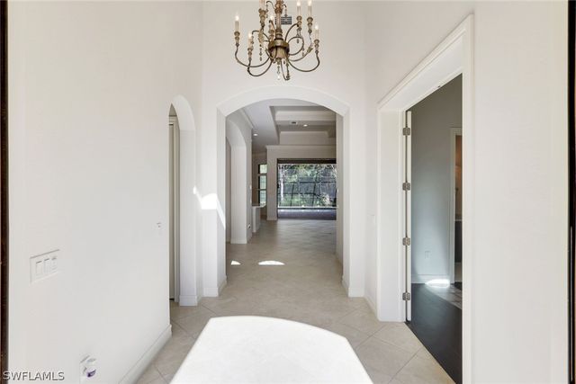 6419 VIVALDI CT, Naples, FL 34113