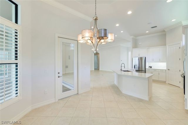 6419 VIVALDI CT, Naples, FL 34113