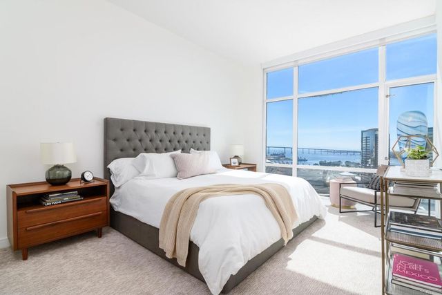 550 Front St. 1808, San Diego, CA 92101