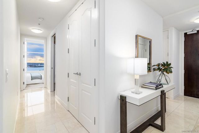 550 Front St. 1808, San Diego, CA 92101