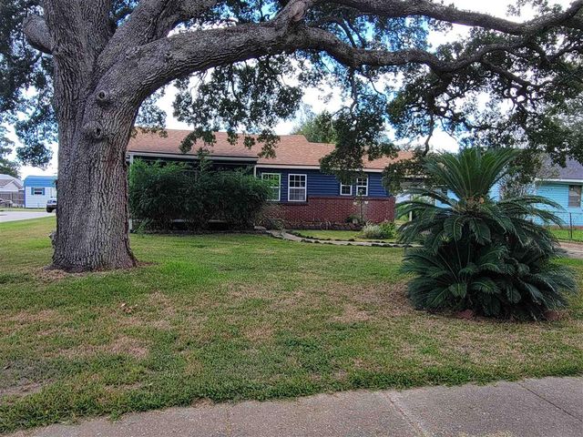 3708 Yale Street, Lake Charles, LA 70607