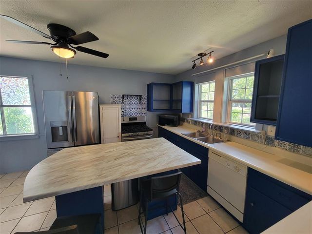 3708 Yale Street, Lake Charles, LA 70607