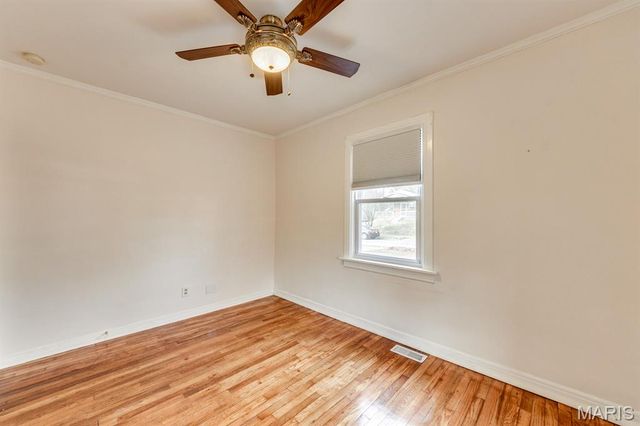 7720 Weston Place, St Louis, MO 63117