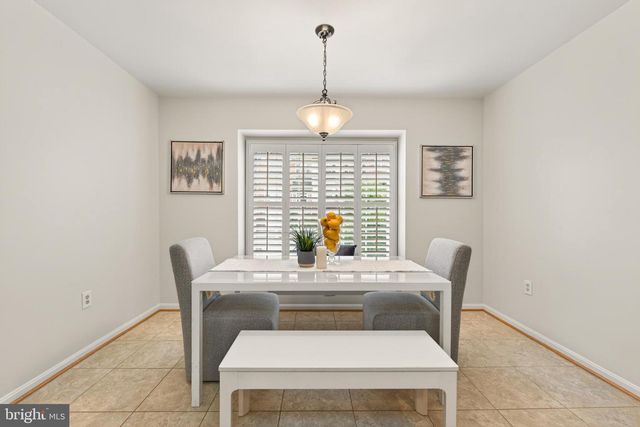 11792 GREAT OWL CIR, Reston, VA 20194