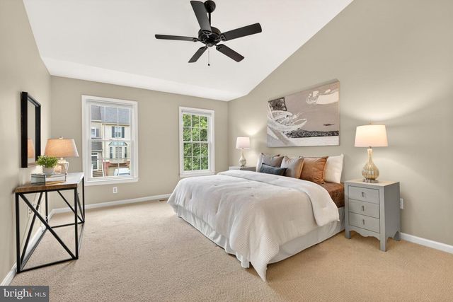 11792 GREAT OWL CIR, Reston, VA 20194