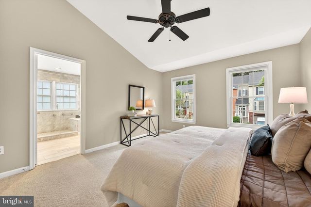 11792 GREAT OWL CIR, Reston, VA 20194