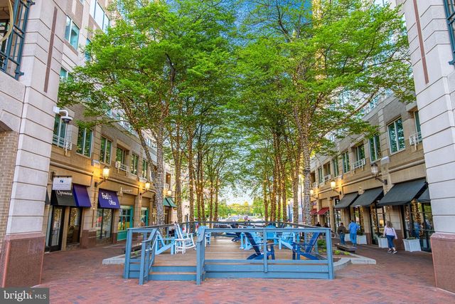 11792 GREAT OWL CIR, Reston, VA 20194