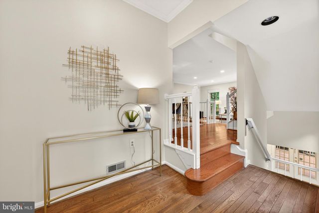 11792 GREAT OWL CIR, Reston, VA 20194