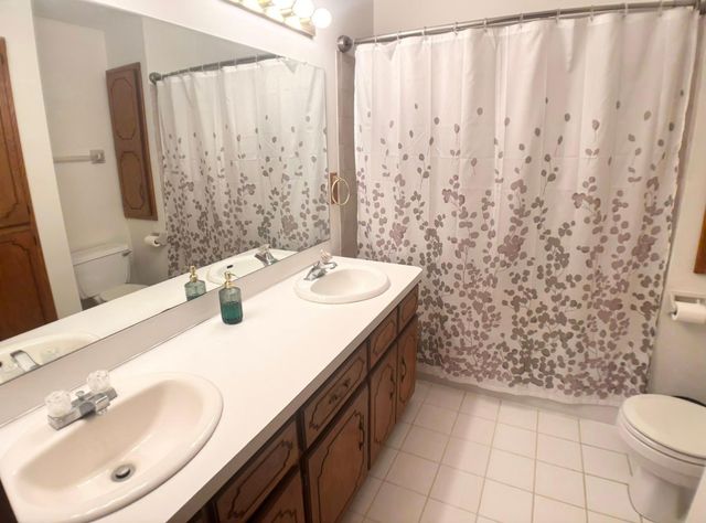 7178 Peterson Trail, Hugo, MN 55038