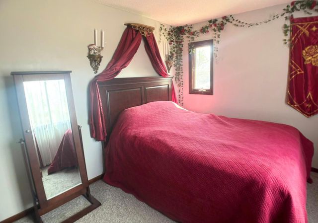 7178 Peterson Trail, Hugo, MN 55038