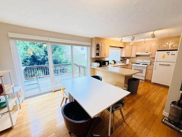 399 Pond St D1, Braintree, MA 02184