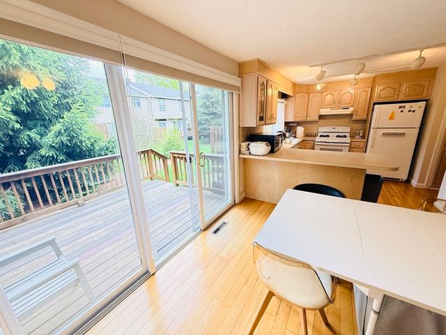 399 Pond St D1, Braintree, MA 02184