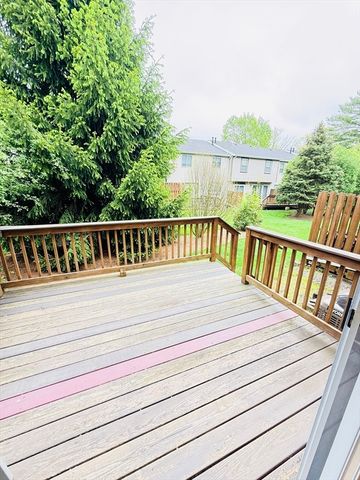 399 Pond St D1, Braintree, MA 02184