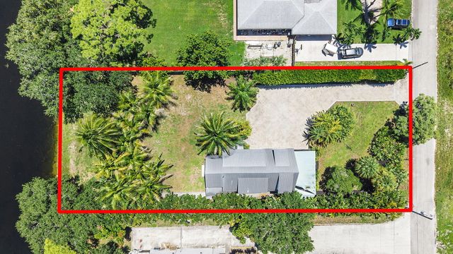 7044 Thompson Road, Boynton Beach, FL 33426