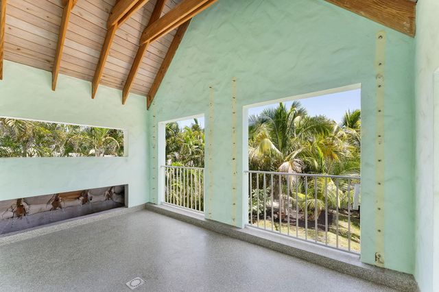 7044 Thompson Road, Boynton Beach, FL 33426