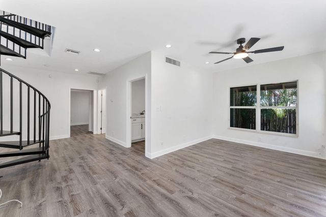 7044 Thompson Road, Boynton Beach, FL 33426