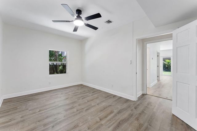 7044 Thompson Road, Boynton Beach, FL 33426