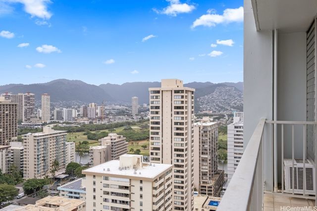 2427 Kuhio Avenue 2704, Honolulu, HI 96815