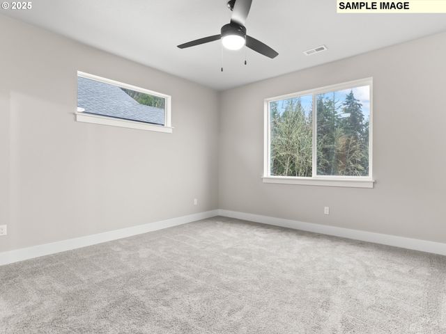 2213 E JUNIPER Cir 17, La Center, WA 98629