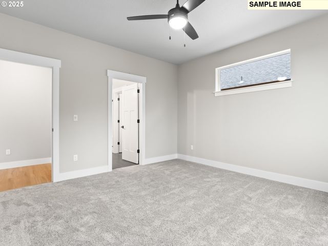 2213 E JUNIPER Cir 17, La Center, WA 98629