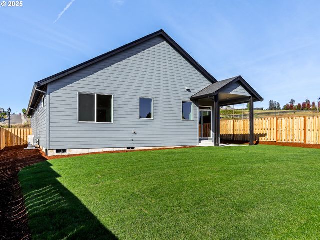 2213 E JUNIPER Cir 17, La Center, WA 98629