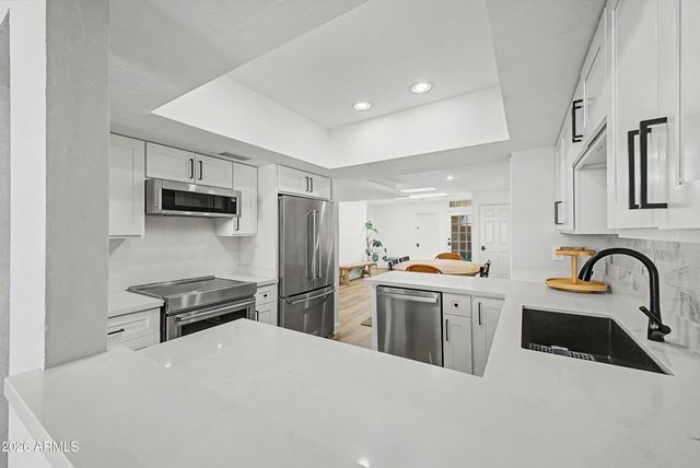 3800 E LINCOLN Drive 45, Phoenix, AZ 85018