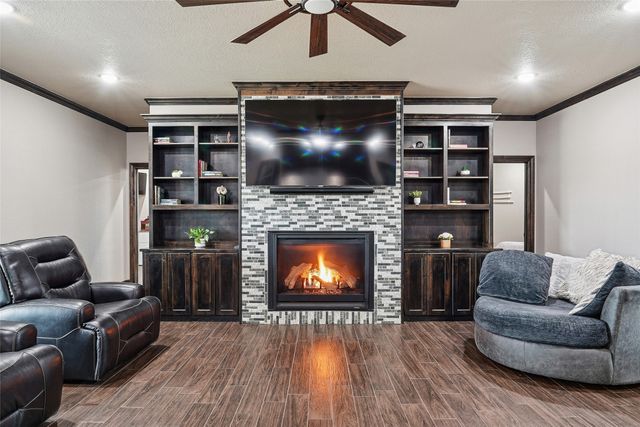820 Fleitman Drive, Muenster, TX 76252