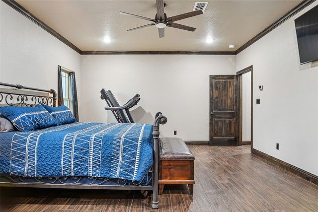 820 Fleitman Drive, Muenster, TX 76252