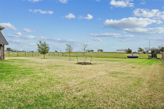 820 Fleitman Drive, Muenster, TX 76252