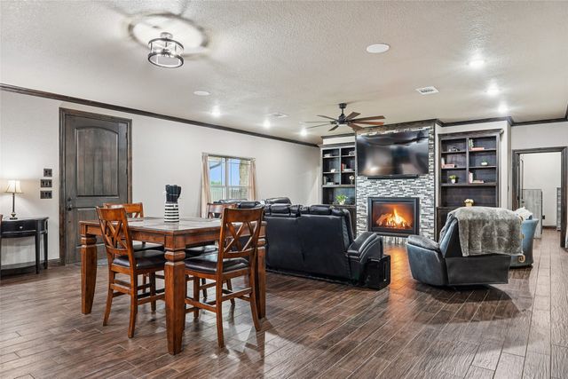 820 Fleitman Drive, Muenster, TX 76252