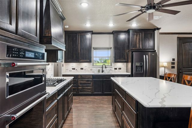 820 Fleitman Drive, Muenster, TX 76252