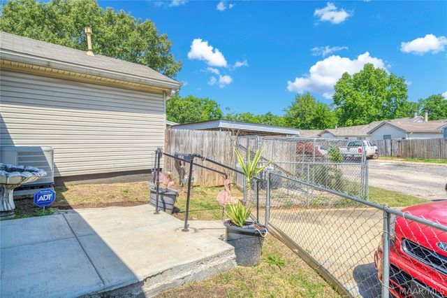 542 SADDLEWOOD Lane, Montgomery, AL 36109