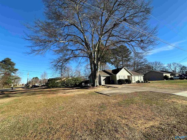 503 Motley Street, Albertville, AL 35950