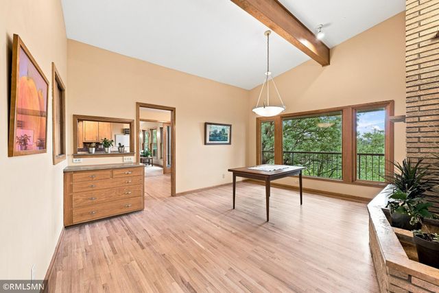 44 Miller Crest Lane, Saint Paul, MN 55106