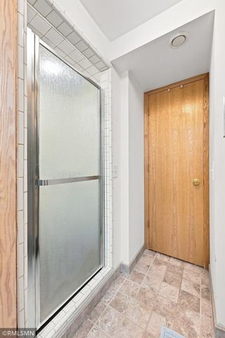 44 Miller Crest Lane, Saint Paul, MN 55106
