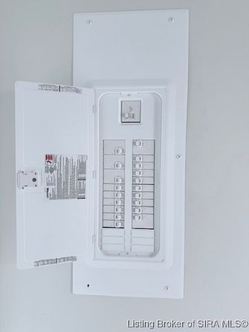 343 Popp Ave, Sellersburg, IN 47172