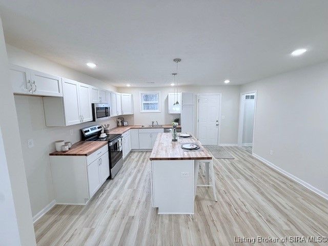 343 Popp Ave, Sellersburg, IN 47172