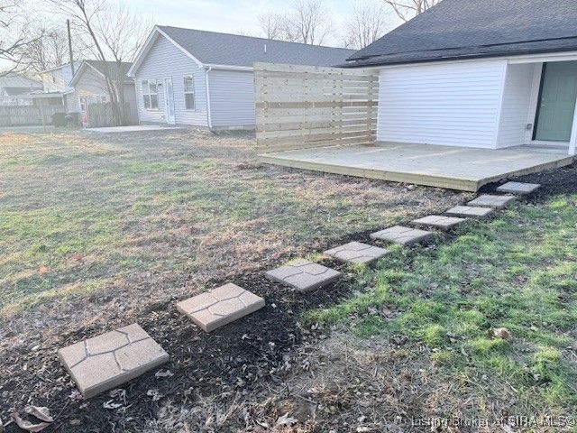 343 Popp Ave, Sellersburg, IN 47172