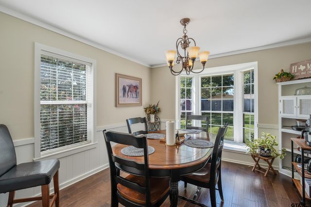 3215 Fry Ave, Tyler, TX 75701