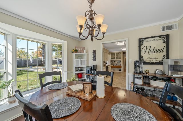 3215 Fry Ave, Tyler, TX 75701