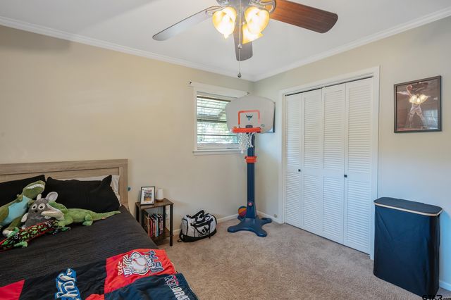 3215 Fry Ave, Tyler, TX 75701