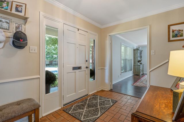 3215 Fry Ave, Tyler, TX 75701