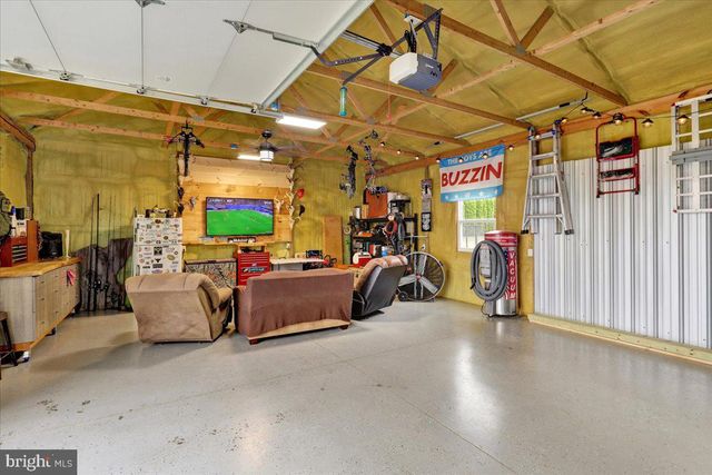 45 TULPY VIEW RD, Womelsdorf, PA 19567
