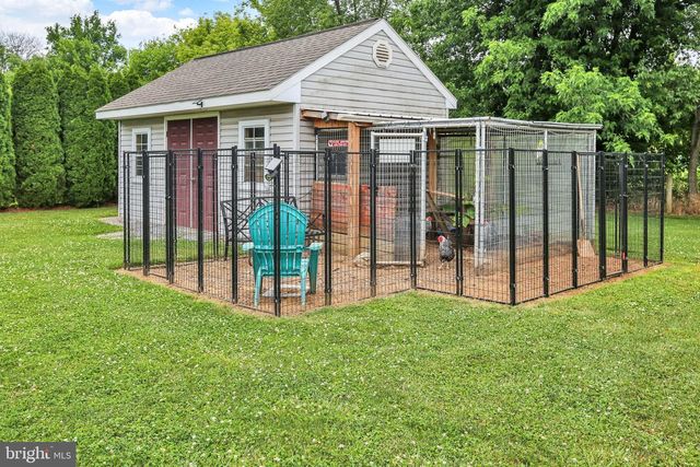 45 TULPY VIEW RD, Womelsdorf, PA 19567