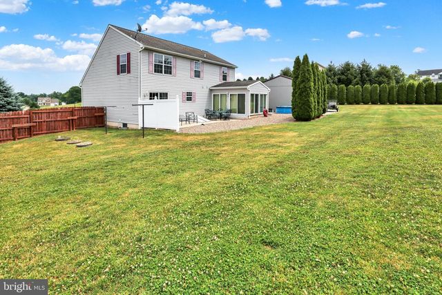45 TULPY VIEW RD, Womelsdorf, PA 19567