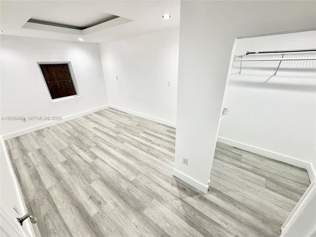 1272 NE 145th St, Miami, FL 33161