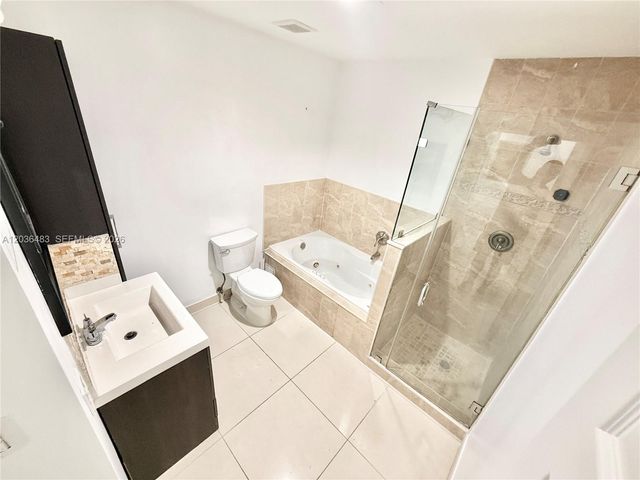 1272 NE 145th St, Miami, FL 33161
